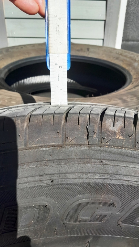 24575R17 Bridgestone Dueler Tires