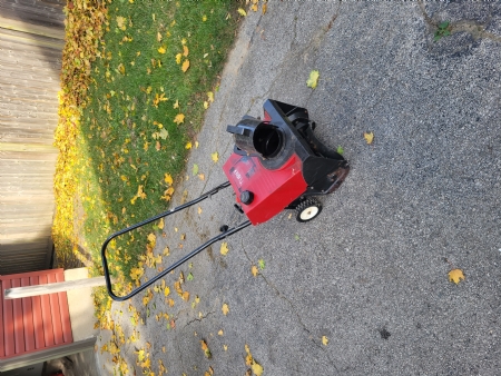 Toro snow blower