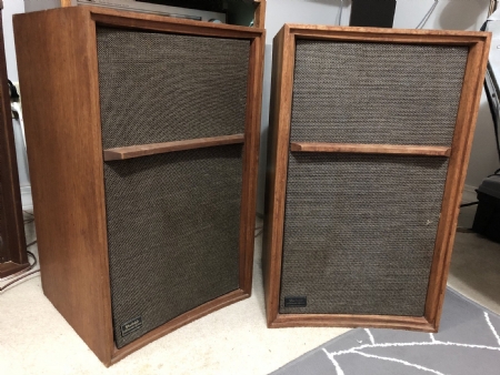 vintage wharfdale w60.D speakers