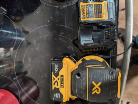 Dewalt orbital sander