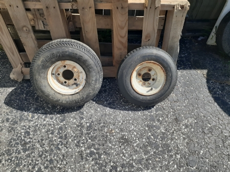 Trailer  tires