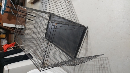 Dog crate