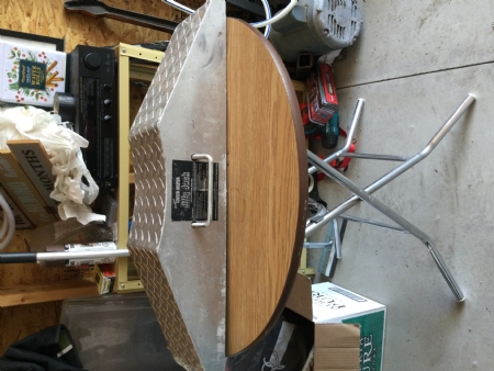 Tandem trailer jack.
