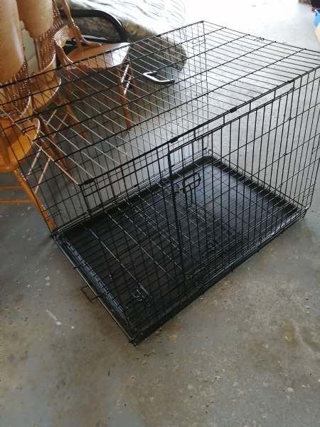 Folding dog cage